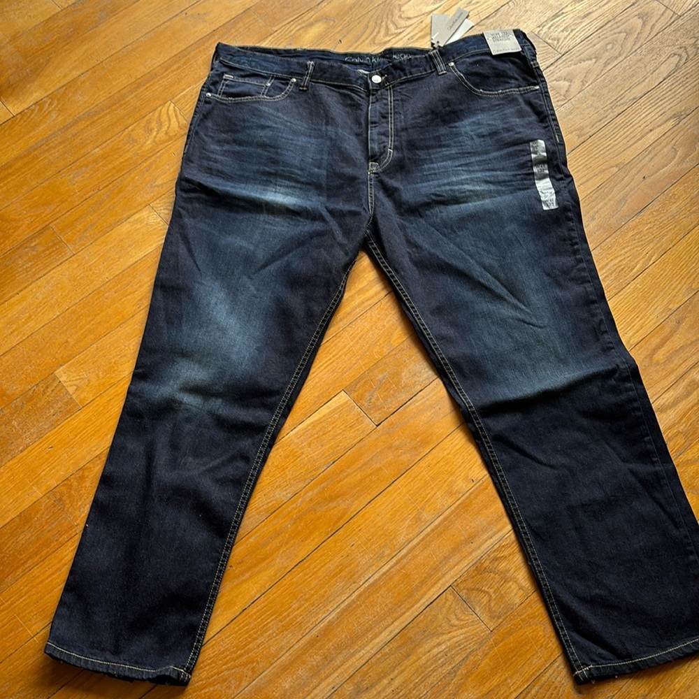 MENS CALVIN KLEIN JEANS SIZE 48x32 BIG &TALL